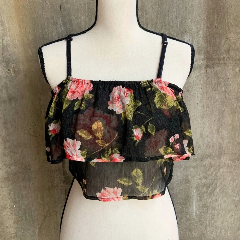 Kimchi Blue Urban Outfitters Floral Crop Top - Picture 2 of 5